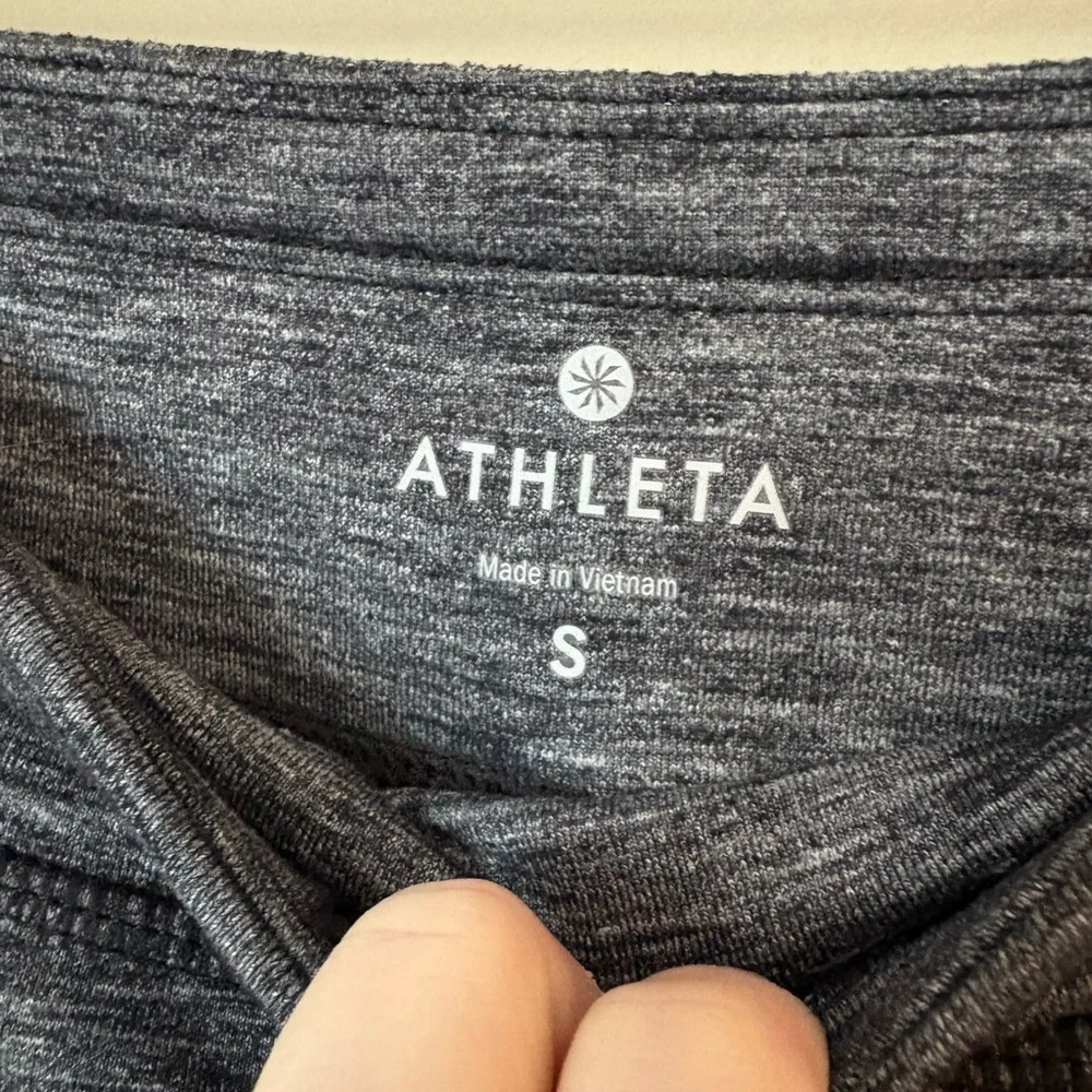 Small Athleta Heather Gray Excursion Skort - Picture 2 of 6